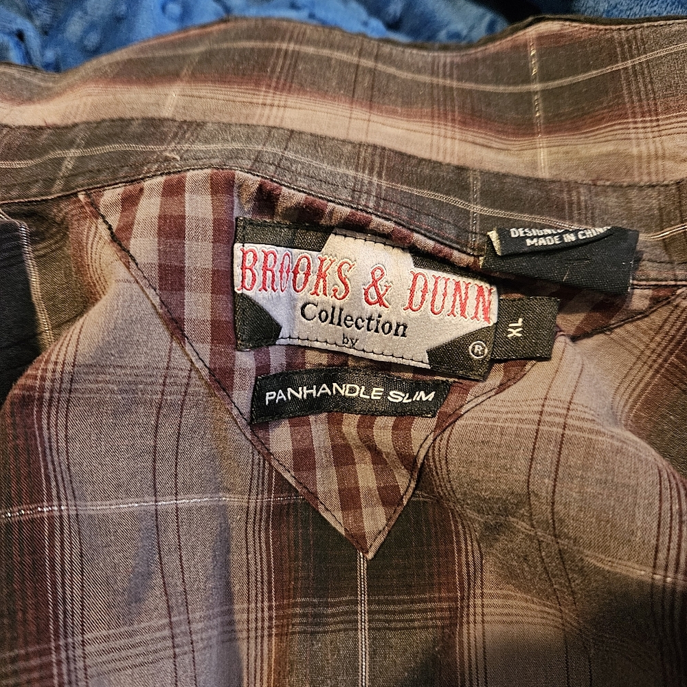 Brooks and Dunn button up